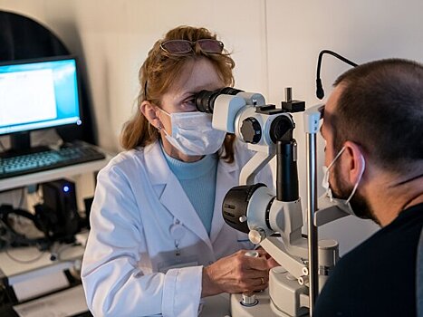 Ученые выяснили причину развития смертельного рака глаза