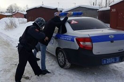 Приморский водитель устроил гонки с полицией во Владивостоке