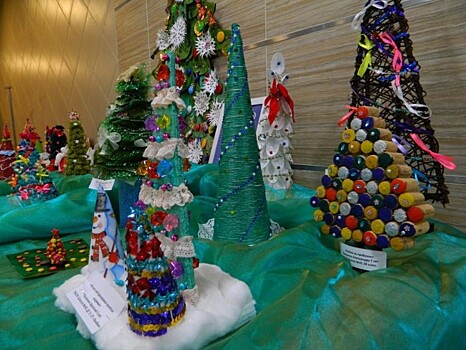 В Культурном центре "Внуково" откроется выставка декоративно–прикладного творчества "Парад Ёлок"
