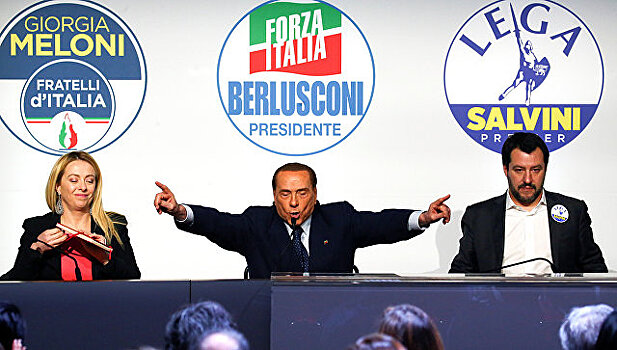 На выборах в Италии побеждают правоцентристы