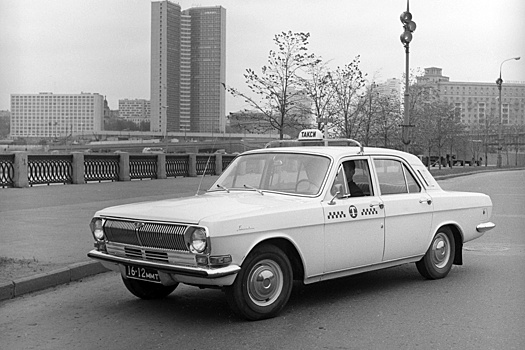 В РФ начались продажи ГАЗ-24 "Волга" с маленьким пробегом: не очень дорого
