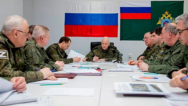 СК предъявил заочное обвинение экс-министру обороны Украины Гелетею