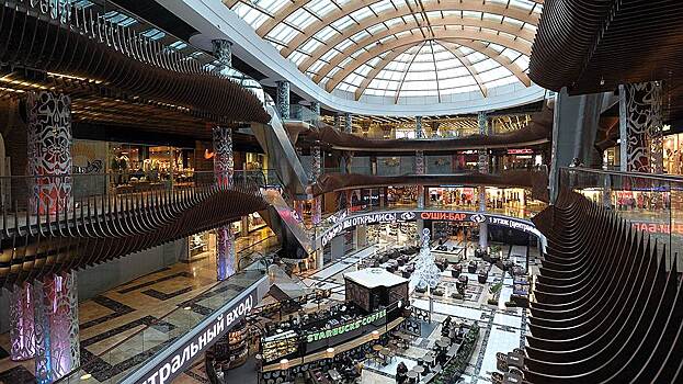 Россияне перестали ходить в магазины