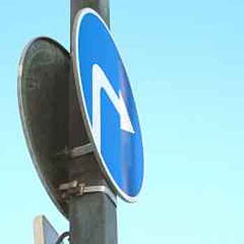 Движение транспорта в районе ул. Радужная ограничено по 1 августа из-за реконструкции инженерных сетей