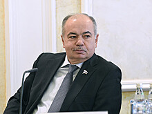 Умаханов встретился с представителями деловых кругов Турции