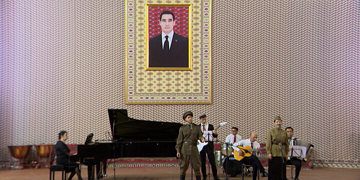 Концерт к 9 мая провели в национальной консерватории Туркменистана