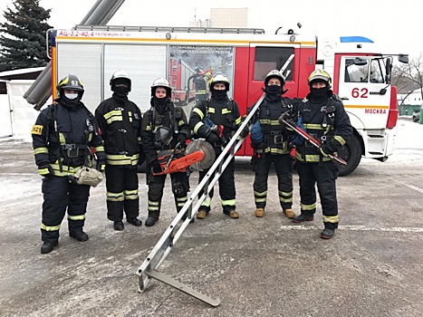 10 человек спасено на пожаре в Кузьминках
