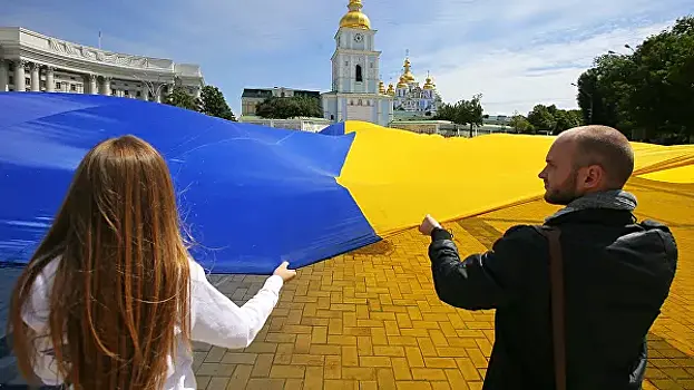 Сменить вывеску: Украина вновь хочет стать Русью