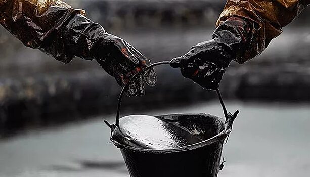 Нефть дорожает примерно на 4%