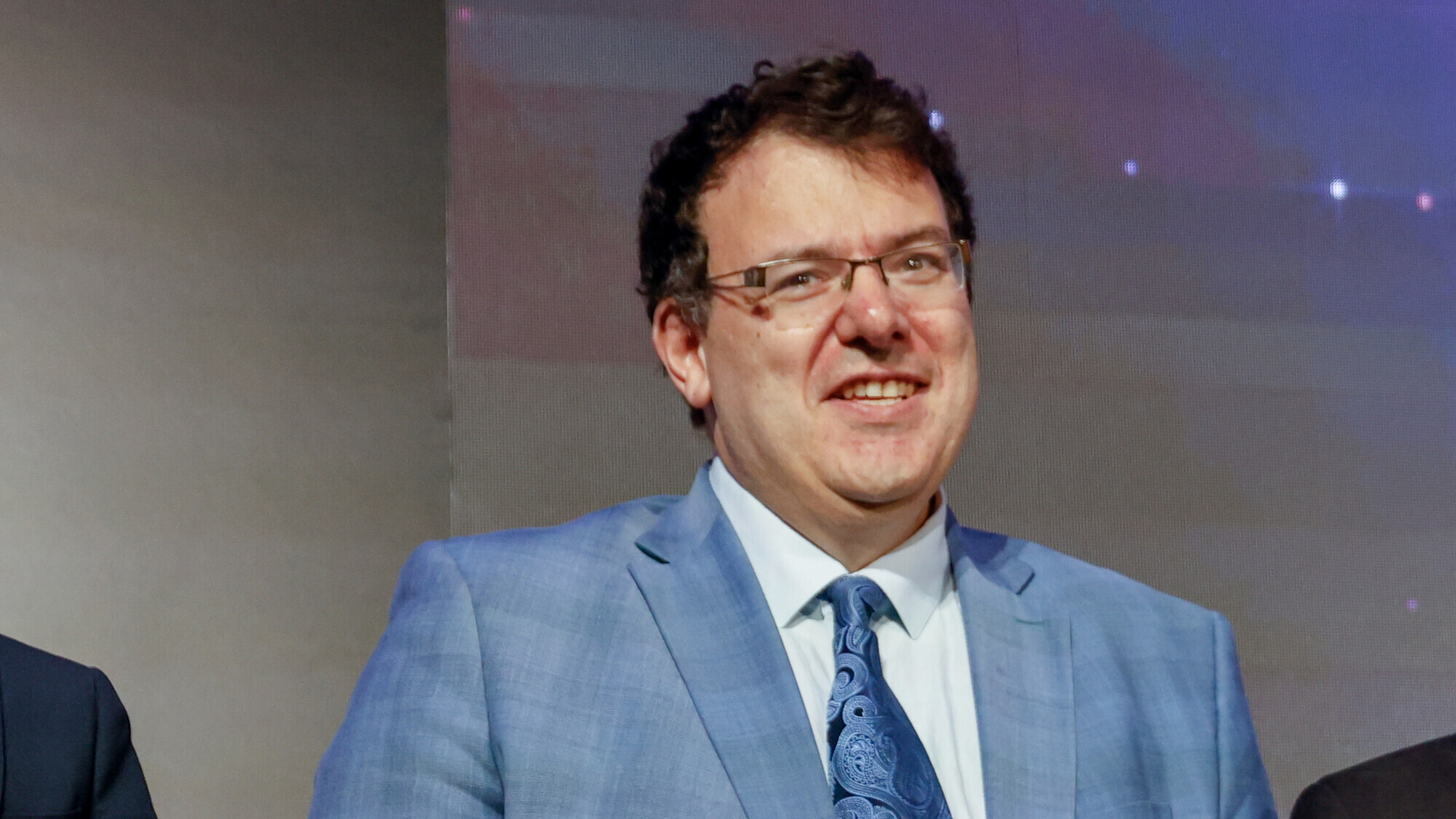 Гендиректор ФИДЕ спросил болельщиков, где провести матч за шахматную корону