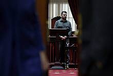 «Покинутый всеми диктатор» Зеленский рискует потерять власть. Кто готов бросить ему вызов на выборах президента Украины?