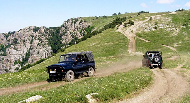 Джипперов Крыма обвиняют в незаконных турах