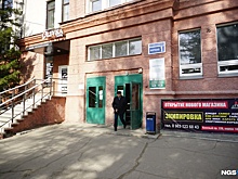 «Это неприятно и затратно»: завод выселяет детскую поликлинику из здания на Красном проспекте