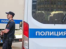 Банда полицейских вымогателей избивала и подкидывала россиянам наркотики