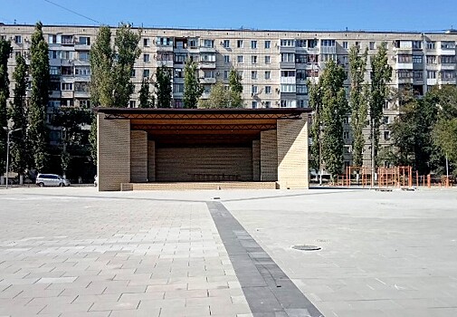 Актом вандализма назвали в администрации Волгограда пожар на сцене в парке Аттракционов