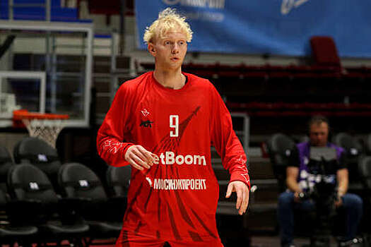 Россиянина Касаткина оставили под арестом во Франции до решения об экстрадиции