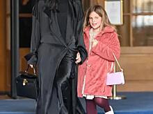 8-летнюю дочь Ирины Шейк засняли с матерью в Париже: фото