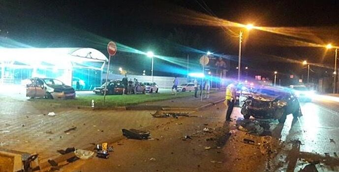 В Ростове четыре человека пострадали в ночном ДТП