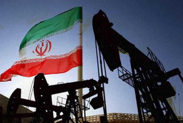 Bloomberg: США пообещали наказать КНР из-за импорта нефти из Ирана