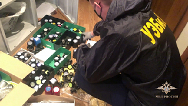 В Москве оперативники пресекли деятельность теневых банкиров