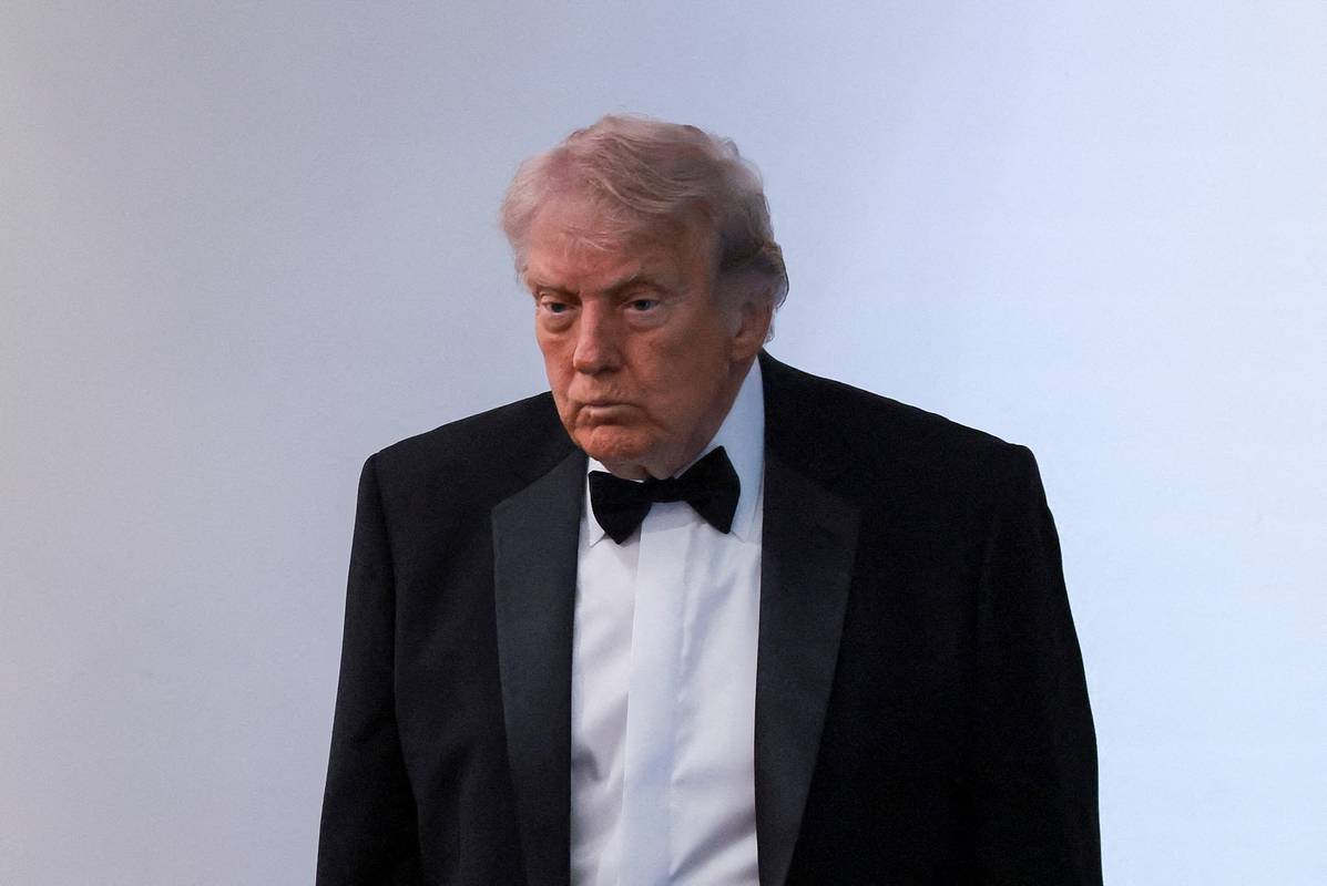 Политолог допустил судебный запрет для Трампа на продолжение войны в Иране