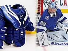 Вратари НХЛ страдали от синяков и боялись серьезных травм. Их спас забытый производитель экипировки
