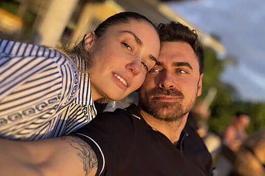 Актриса Агата Муцениеце переехала в поселок Княжье Озеро с Дрангой