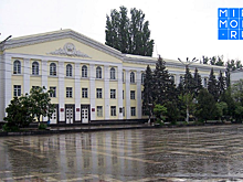 Сергей Меликов посетил научно-технические лаборатории ДГУ