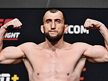 Салихов проиграл на турнире UFC