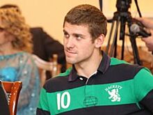 Почему пловец Евгений Лагунов открыл школу плавания в Петербурге, а не в Ар