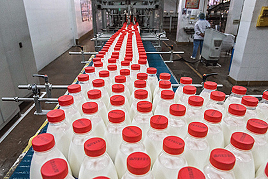 Минсельхоз опроверг возможность приостановки производства молока