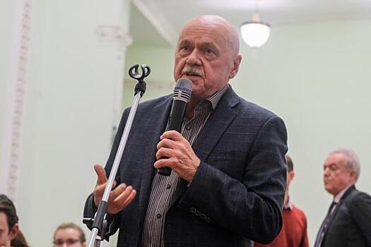 Бывший декан факультета журналистики УрФУ стал почетным гражданином Свердловской области