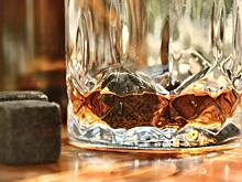 «Ъ»: импорт крепкого алкоголя в Россию за полгода снизился более чем на треть