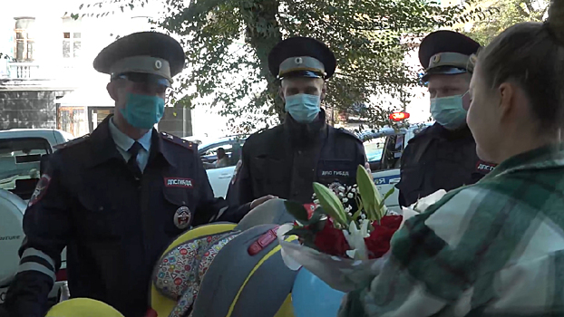 В Приморском крае полицейские помогли роженице вовремя доехать до роддома