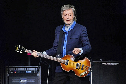 Маккартни написал книгу о группе Wings, которую он собрал после распада Beatles