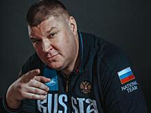 «Меня подкупили кроссовками Adidas!»: Гена из «САШАТАНЯ» ушел в кино из-за серьезной травмы в спорте