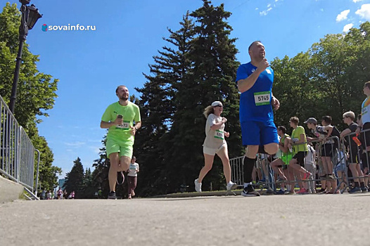 Спортивный праздник для всей семьи: в Самарской области прошел "Зеленый марафон"