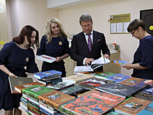 Олег Рожнов передал 1000 книг библиотеке Дворца культуры и спорта "Тамань"
