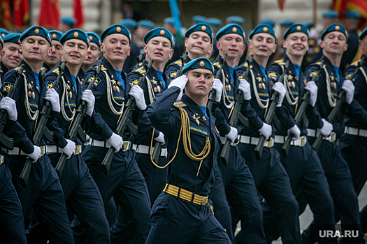 Какие улицы Екатеринбурга перекроют в День Победы. Карта