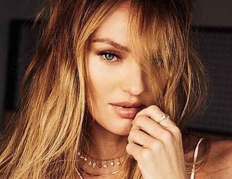 «Ангел» Victoria’s Secret показала лицо новорожденного сына