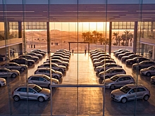 LADA начала продажи в ОАЭ. Первые машины раскупили без тест-драйвов