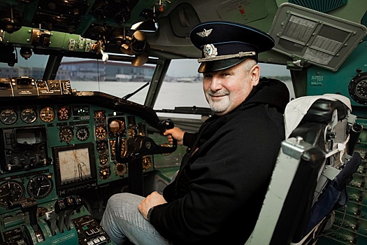 Я аж вспотел: известный челябинский пивовар Илья Ройтенберг совершил полет на ТУ-154