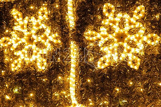 В Аксае объявили конкурс на лучшее новогоднее оформление