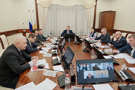 Спикер ЗС Кировской области Роман Береснев: Депутаты должны понимать, что законопроекты важны до каждой запятой, и осознавать свою ответственность