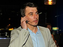 Игорь Петренко оставил только родившую жену