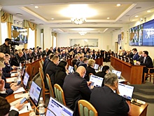 Госслужащие впервые будут награждаться за безупречную службу