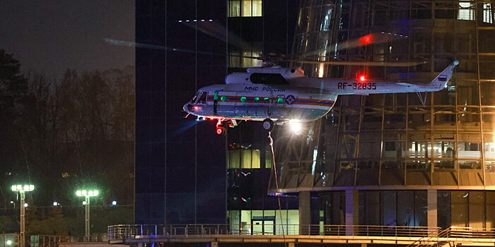Вертолеты завершили работу по тушению пожара в «Крокус Сити Холле»
