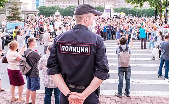 Игра со спичками: Кремль готовится к эксперименту в Хабаровском крае по введению «полицейско-медицинской диктатуры»?