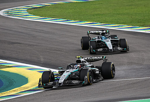 Mercedes-AMG установил квалификационный рекорд Формулы 1