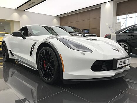 Последний белый Chevrolet Corvette Stingray в России!